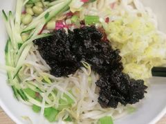 -东兴寒舍老北京炸酱面(三里河路店)