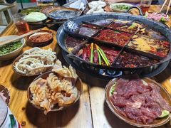 -正南齊北重庆老火锅(光华村直营店)