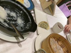-广州中心皇冠假日酒店·百粤楼
