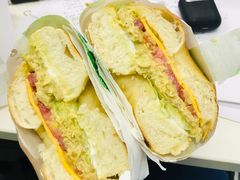 金枪鱼贝果明治-BIG BAGEL(永康路店)