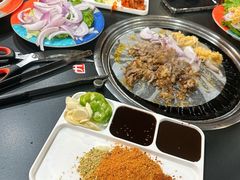 -牛味道炭火烤肉(湖前总店)