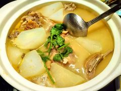 -费大厨辣椒炒肉(高铁吾悦广场店)