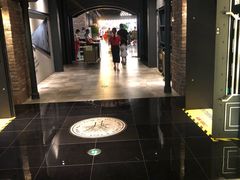 -CGV影城(滨江天街IMAX店)