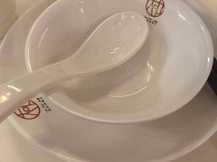 -新大咀港式茶餐厅(宝山万达店)