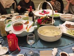 -万宝路大酒店