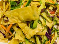 -三泉海中鲜海鲜加工零售广场(幸福时代店)