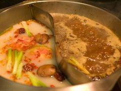 鸳鸯火锅-傣妹时尚·休闲火锅(沙市店)