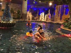 -泉城欧乐堡戏水湾艺术养生温泉