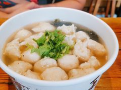 -手劲鱼丸馄饨铺(哈一百店)