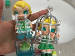 -泡泡玛特POPMART(黄岛新城吾悦店)