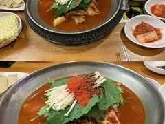-喇喇排骨火锅·传统韩式脊骨汤(望京西园总店)