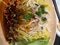 -麻六记(凤凰汇店)