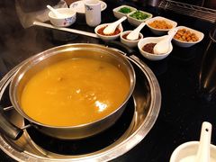 -丫丫汤膳打边炉(宏府408坊店)