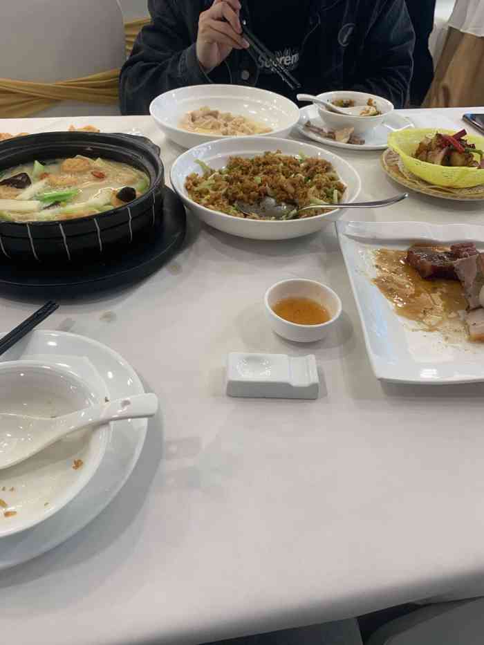 新粤珍轩酒楼(福山路店)-"来到新粤珍轩酒楼吃饭叫小兔造型椰汁糕,还.