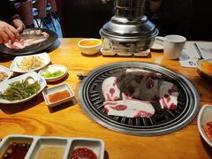 -唯成•韩国炭火烤肉 유성고기