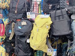 -迪卡侬(西三旗店)