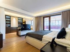 -朗诗·虹桥绿郡