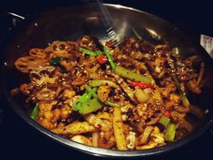 -椒行天下·干锅·牛蛙(万宝店)