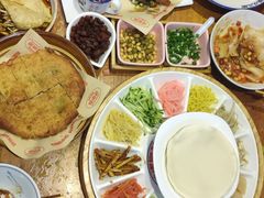 -怪噜范·老贵阳街头名小吃(鸿通城店)