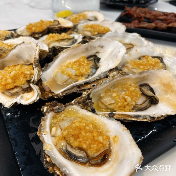 渔文乐·海鲜大排档(千灯湖店)炭烧生蚝图片