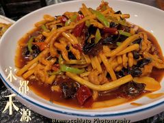 鱼香肉丝-宋都禾源·灌汤包子(汉兴路直营店)