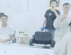 -明·就说好美发店