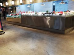 自助取餐区-日进一片海.生腌海鲜火锅.宵夜烧烤(三里屯总店)