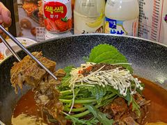 -喇喇排骨火锅·传统韩式脊骨汤(望京西园总店)
