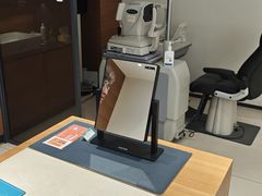 -吴良材眼镜(美罗城店)
