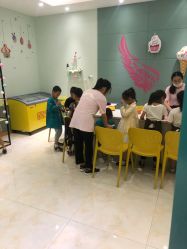 -点点梦想城(鑫苑都汇店)