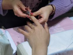-吉吉靓甲美睫