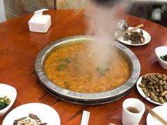 火锅鱼-刘胖娃鱼庄·特色肥肠鱼(杨家坪店)