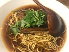 半斤半肉拉面-厝内小眷村(天河南一路店)