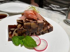 -青雅中餐厅(大连金石滩绿发希尔顿度假酒店)