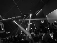 -TZ House音乐现场(来福士中心店)