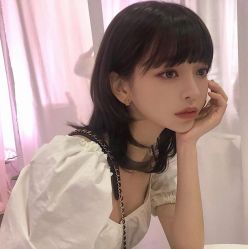 -Kraemer Paris  苏豪路易士·嘉玛发廊