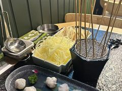 -鹿鸣山草本茶香火锅(园西路店)