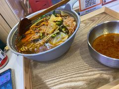 -犟一碗双椒鸡面(得意世界店)