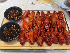 -肥肥虾庄·金牌油焖大虾(首义路店)