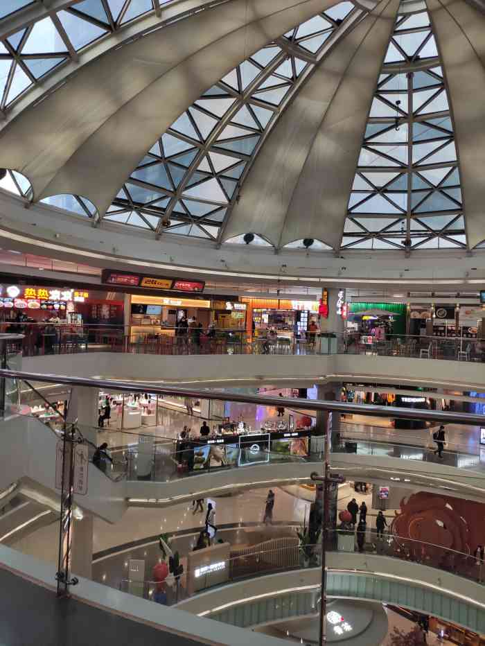 新田360广场郑州国贸店