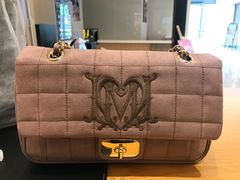 -爱革·奢品·鞋包·衣物·家居(金桥国际商业广场店)