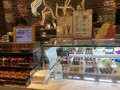 面包甜点陈列柜-GODIVA(美罗城店)