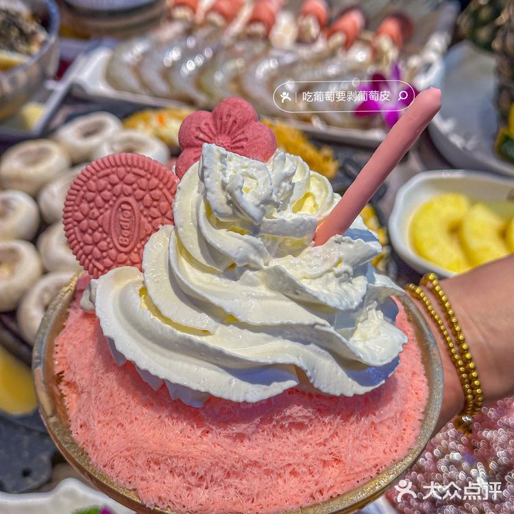 吃烤肉还得是东北的‼️包肉小饼隐藏吃法get