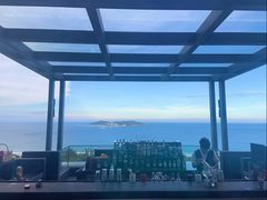 -瑰丽酒店·海吧·天际下午茶·现场DJ·天台酒吧