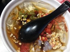 红糖冰粉-钢管厂歆瑞源油卤串串香(春熙路太古里店)