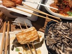 -华府九号海鲜烧烤大排档(龙域店)
