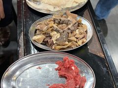 -牛一煲美食(江高店)