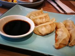 -必胜客(新中纬店)