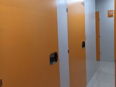 -安东易迷你自助仓储寄存仓库(杨浦店)