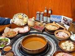 -阿山卓·野生菌火锅·纳西火塘烤肉